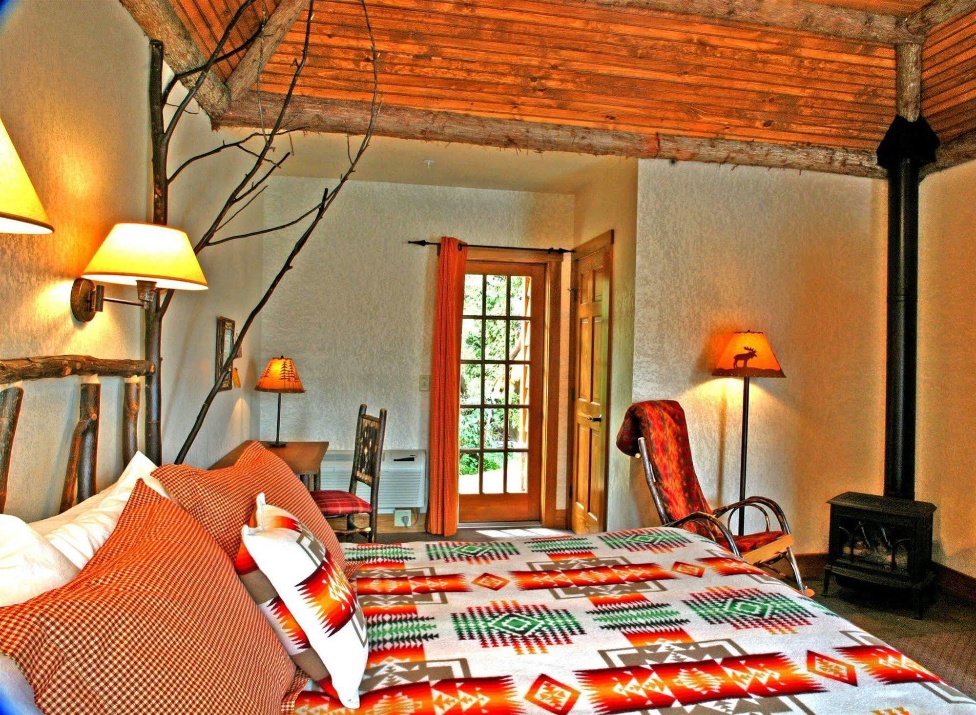 Finger Lakes Lodging Skaneateles Exteriör bild